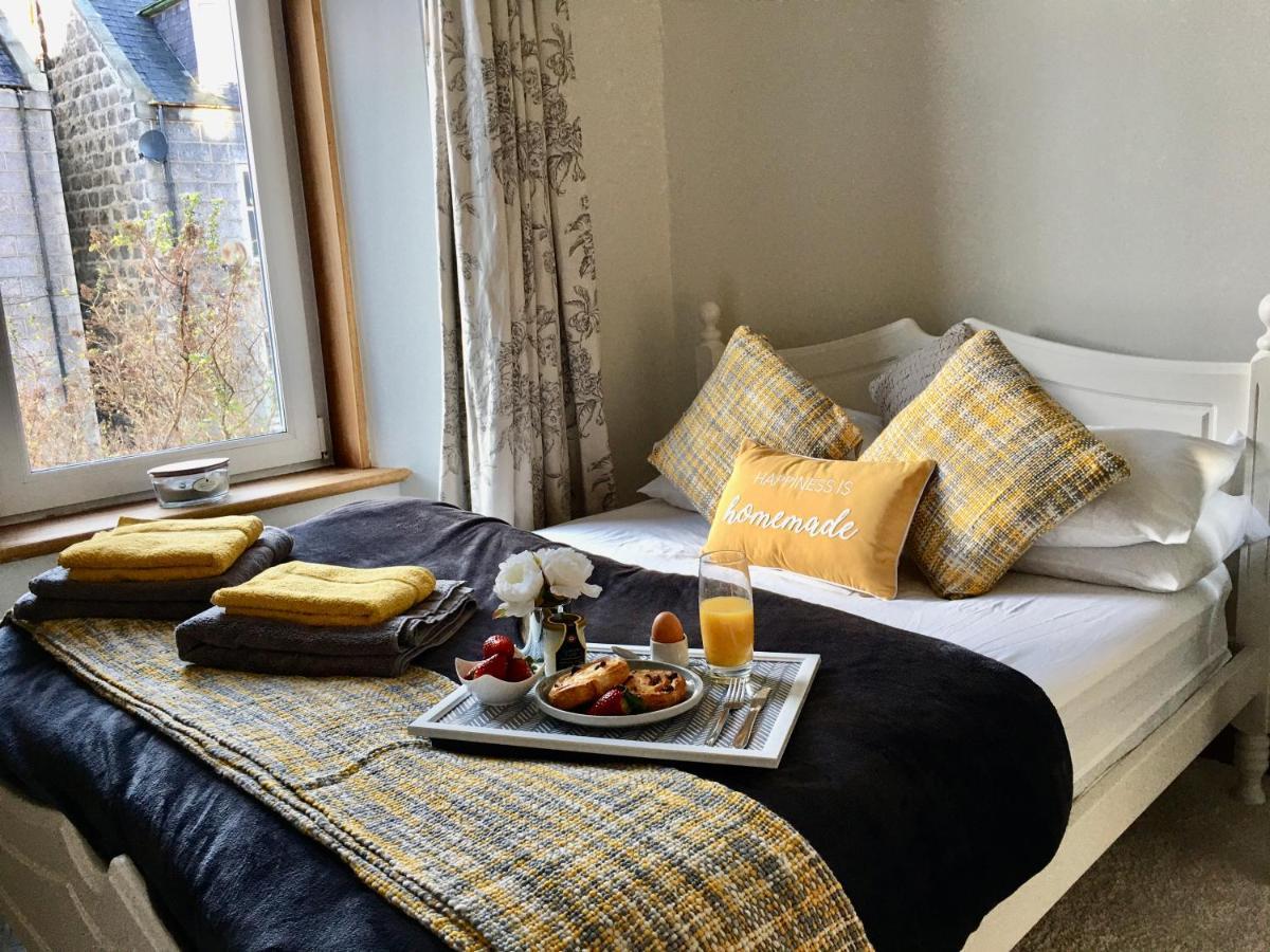 Cosy 2 Bedroom Central Apartment - Free Parking, Free Wifi Aberdeen Ngoại thất bức ảnh