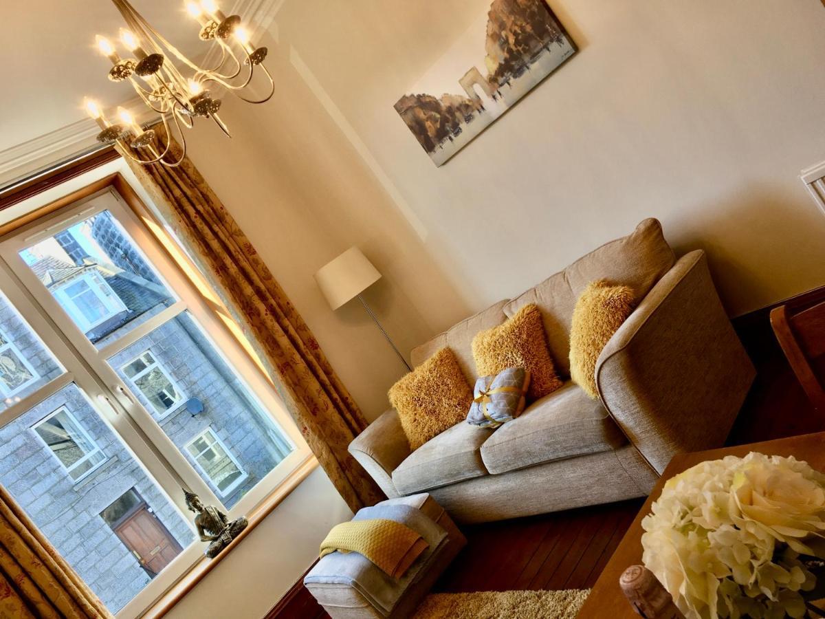Cosy 2 Bedroom Central Apartment - Free Parking, Free Wifi Aberdeen Ngoại thất bức ảnh